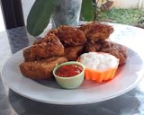 Foto langkah ke 5 dari resep Tahu Isi Wortel Kornet Ayam.