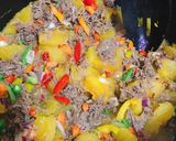 A picture of step 8 of Meaty Pumpkin porridge.