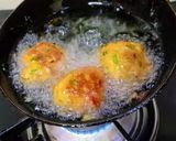 A picture of step 6 of Leftover Chana daal Pakoda With Ghugni.