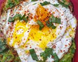 Foto langkah ke 4 dari resep Avocado toast with egg.
