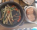 A picture of step 1 of Sofie's veg fusion noodle.