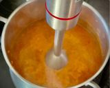 Foto del paso 2 de la receta: Sopa de tomate con garbanzos y huevo duro