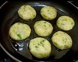 રગડા પેટિસ (Ragda Pattice Recipe In Gujarati) રેસીપી સ્ટેપ7ફોટો