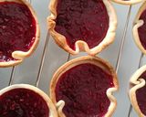 A picture of step 2 of Easy peasy raspberry tarts.