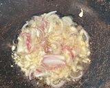 Gambar langkah 1 resipi Sambal Sardin Kentang.