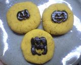 A picture of step 5 of Rice Flour Cookies.