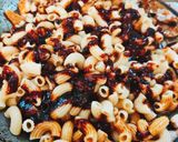 รูปขั้นตอนการทำที่ 4 ของ 🍝ผัดมักกะโรนีไก่ซอสยากิโซบะ