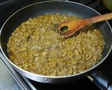 A picture of step 4 of Farmhouse Recipe: Curry Soboro.
