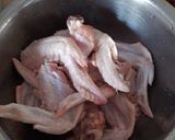 Foto langkah ke 2 dari resep Ayam Kuah Kecap.