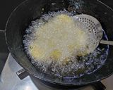 A picture of step 2 of Kodo Millet Dahivada.