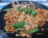 Foto langkah ke 6 dari resep Tempe Penyet Sambal Kencur dan Kemangi.