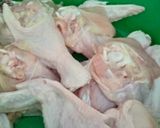 Foto langkah ke 1 dari resep Opor Ayam Putih Bumbu Instan.