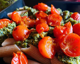 Foto del paso 5 de la receta: Pasta integral con pesto de anacardos y cherrys