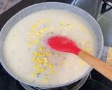 Foto langkah ke 6 dari resep Creamy Saikoro Chowder.