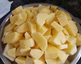 A picture of step 1 of Aloo Chaat.