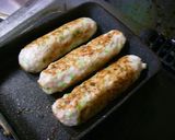 A picture of step 4 of Salty Tsukune (Chicken Patties) with Japanese Leeks.
