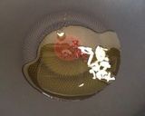 A picture of step 3 of Umami-rich Vongole Bianco.