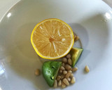 Foto del paso 1 de la receta: Timbal de linguini, aguacate y langostinos