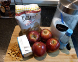 Foto del paso 1 de la receta: Crumble de manzanas express