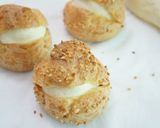 A picture of step 13 of Crispy Cream Puff Pastry.