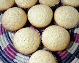 A picture of step 4 of Basic muffin recipe.