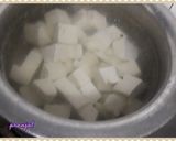 A picture of step 2 of Paneer Salad.