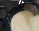 A picture of step 4 of Rava kesari.