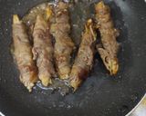 Foto langkah ke 3 dari resep Beef Enoki Roll.