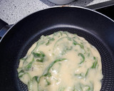 Foto del paso 5 de la receta: Fletán ahumado sobre blinis de patata