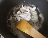 A picture of step 2 of Mumbai's tawa pulav.