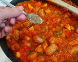 Foto del paso 6 de la receta Pisto con salchichas frescas