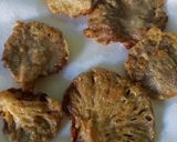 Foto del paso 3 de la receta: Setas de cardo empanadas