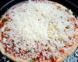 વેજ ચીઝ પીઝા (Veg Cheese Pizza Recipe In Gujarati) રેસીપી સ્ટેપ3ફોટો