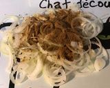 Une image de l'étape 2 de Faux filets aux oignons,épices et sauce tomate.