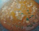 A picture of step 3 of Khoya,matar, makhana curry.