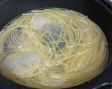 A picture of step 3 of White Sauce Clam Pasta.