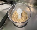 Une image de l'étape 1 de Tresse feuilletée aux amandes, pignons de pin et amaretto.