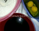 Foto langkah ke 1 dari resep Bolkus gula merah(no mixer).
