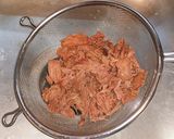 A picture of step 3 of Mike's EZ Pulled Meat Sandwiches.