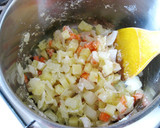 A picture of step 3 of Clam Chowder with Scallops.