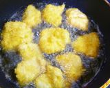 A picture of step 4 of Tender Chicken Cutlets for Bento.