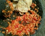 Foto langkah ke 3 dari resep TERONG PENYET SAMBEL KOREK (#pr_olahanterong).