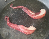 Foto del paso 2 de la receta: Paella de pulpo y gambones