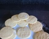 Foto del paso 6 de la receta: Galletitas de leche🙂