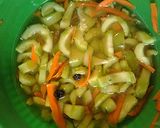 A picture of step 4 of Cucumbers and carrots.