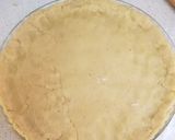A picture of step 5 of Walnut twist tart.