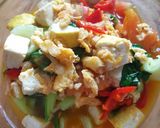 Foto langkah ke 6 dari resep Tumis pakcoy tahu telur sederhana.
