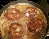 A picture of step 3 of Hamburger Steaks.
