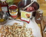 A picture of step 1 of Spicy Turkey Meatloaf.