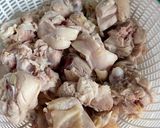 รูปขั้นตอนการทำที่ 1 ของ ต้มข่าไก่ (กะทิกล่อง)